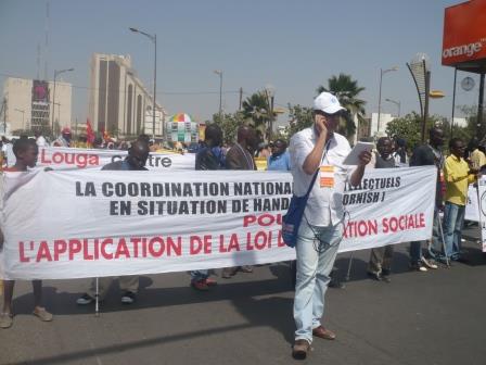 Dakar 2011 : Participation des Personnes handicapées à la marche d'ouverture du FSM