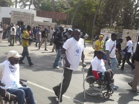 Dakar 2011 : Participation des Personnes handicapées à la marche d'ouverture du FSM (2)